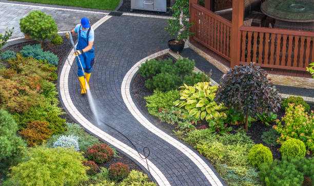 Best Deck Pressure Washing  in Mcchord Af, WA